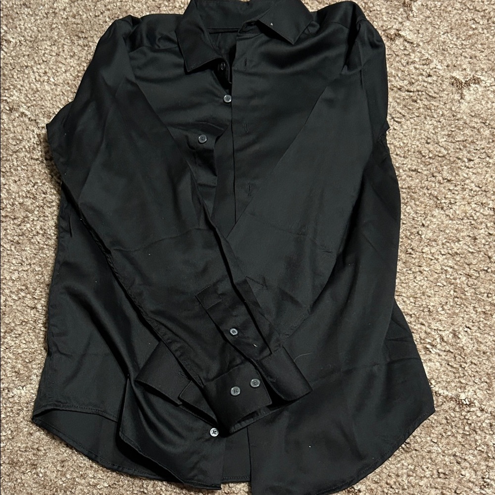 Calvin Klein Sleek Black Dress Shirt